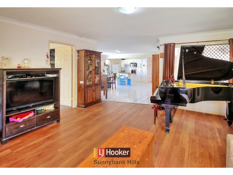 46 Paddington Crescent, Stretton QLD 4116