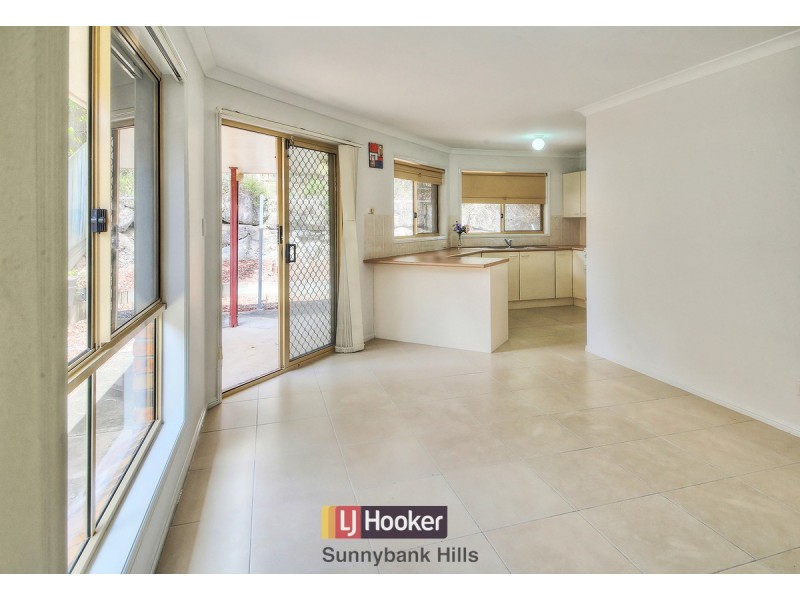 8 Wilshire Place, Runcorn QLD 4113