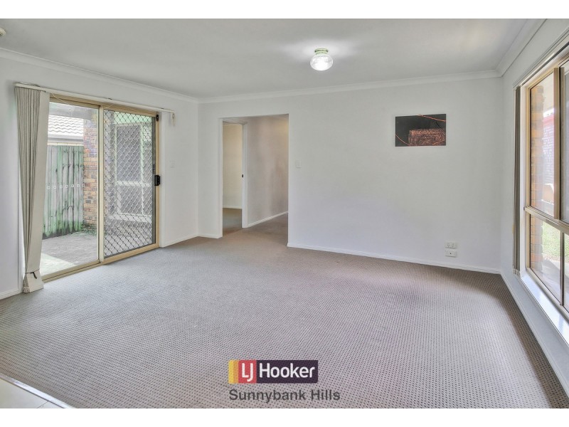 8 Wilshire Place, Runcorn QLD 4113