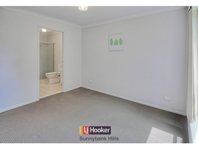 8 Wilshire Place, Runcorn QLD 4113