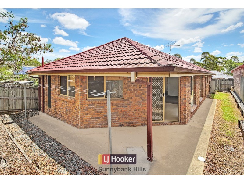 8 Wilshire Place, Runcorn QLD 4113