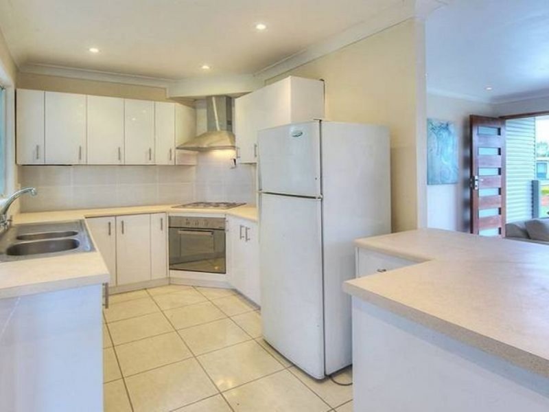 16 Scouse Street, Acacia Ridge QLD 4110