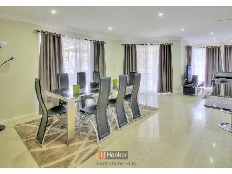 5 Grove Court, Eight Mile Plains QLD 4113