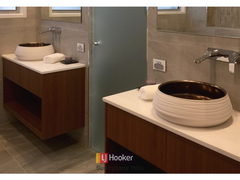 21 Vanstone Street, Rochedale QLD 4123