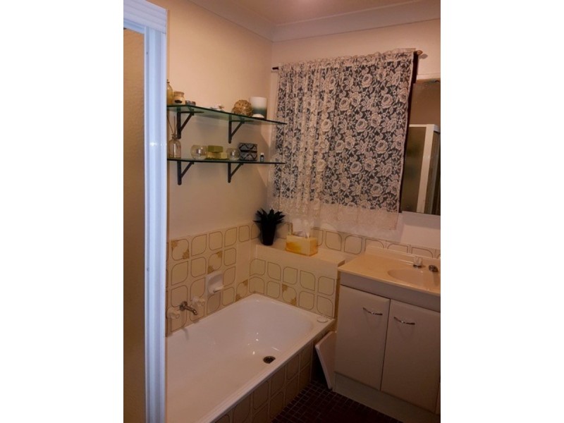 8 Fitzalan Street, Eight Mile Plains QLD 4113