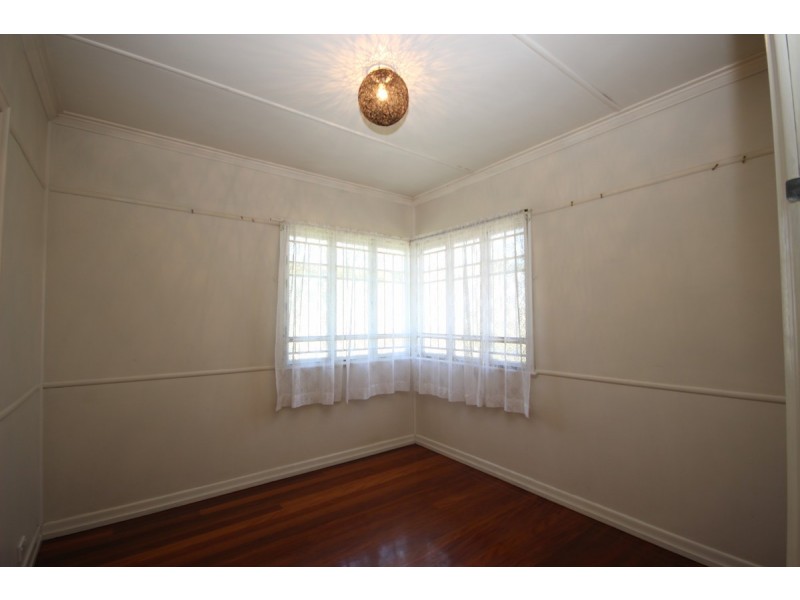 73 Evenwood Street, Coopers Plains QLD 4108