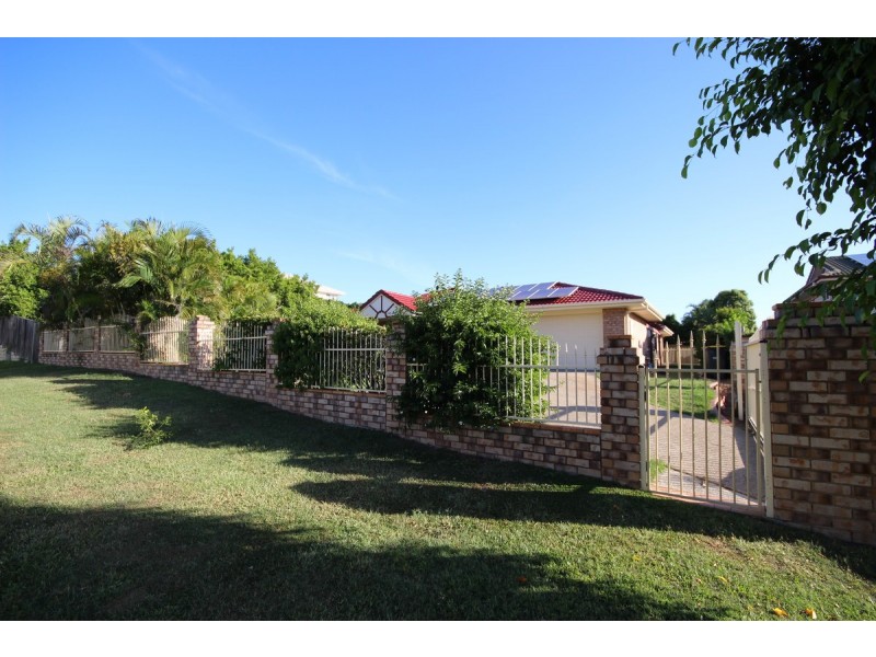 49 Victoria Crescent, Parkinson QLD 4115