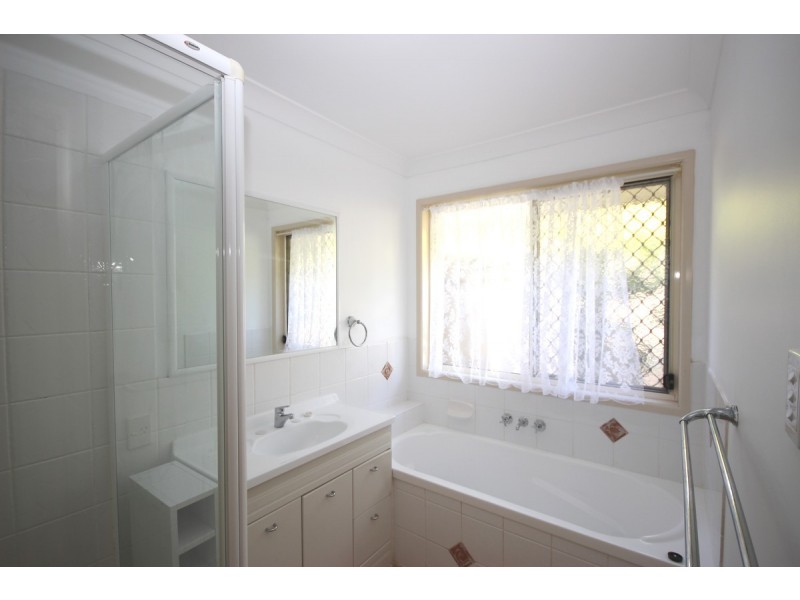 49 Victoria Crescent, Parkinson QLD 4115