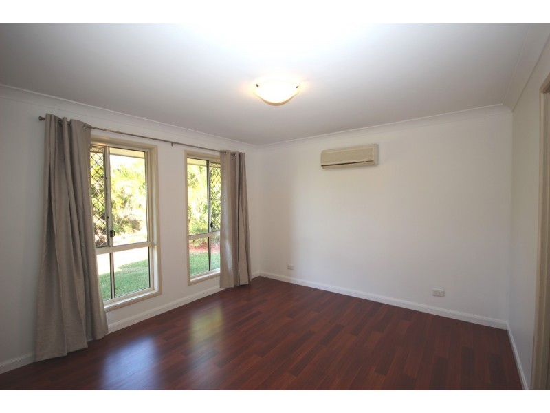49 Victoria Crescent, Parkinson QLD 4115