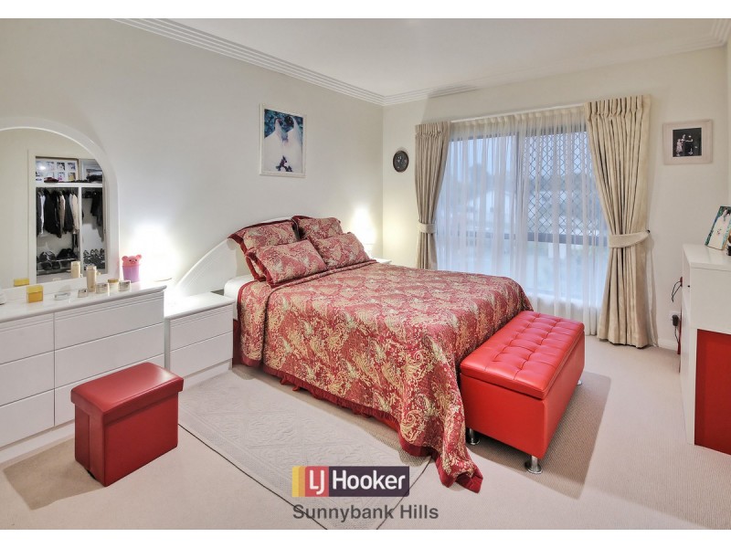 98 Warrigal Road, Runcorn QLD 4113