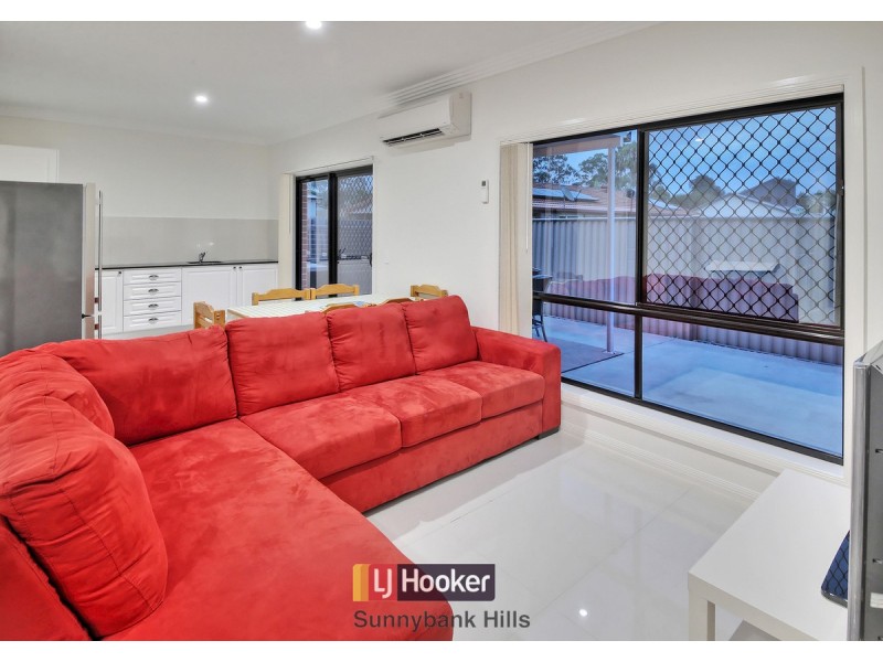 98 Warrigal Road, Runcorn QLD 4113