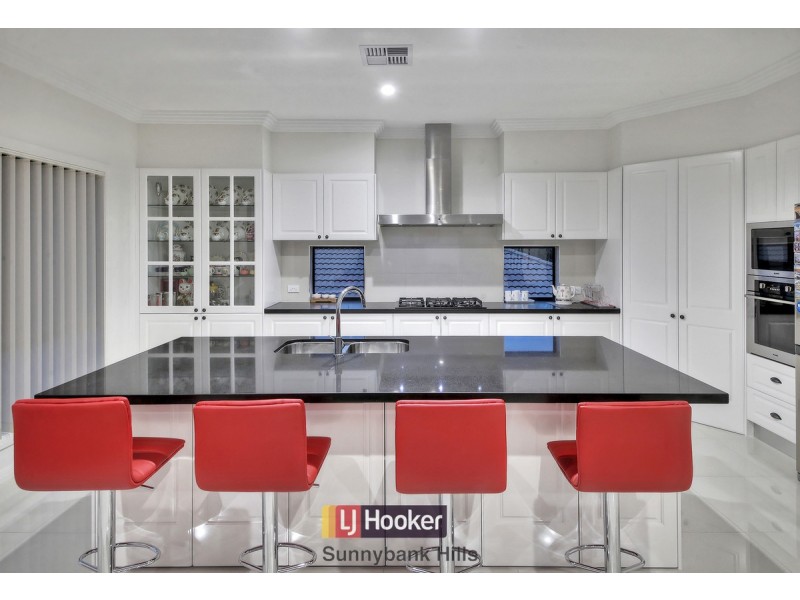 98 Warrigal Road, Runcorn QLD 4113