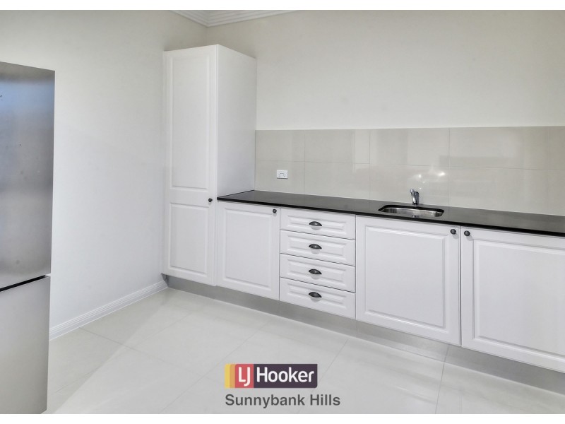 98 Warrigal Road, Runcorn QLD 4113