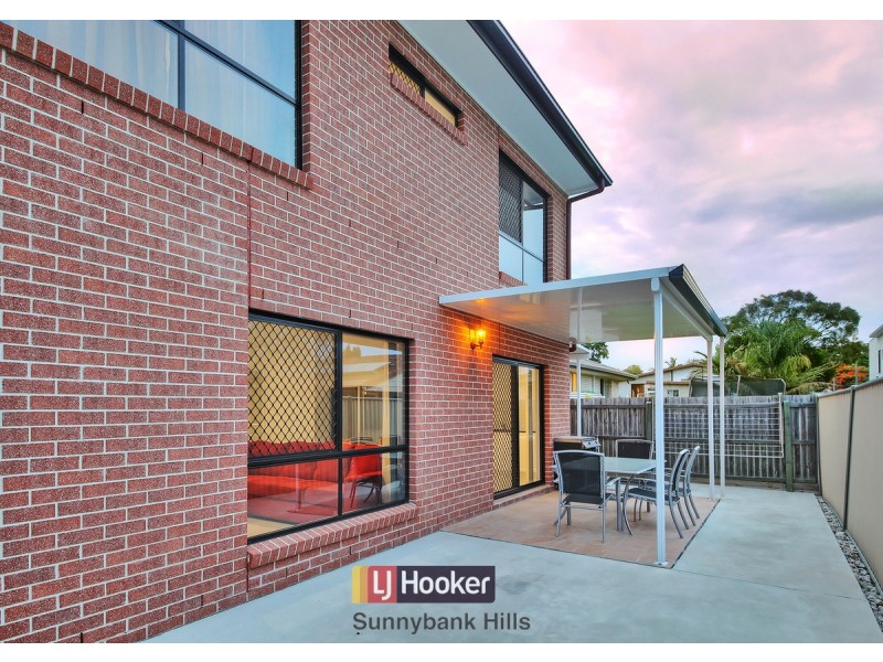 98 Warrigal Road, Runcorn QLD 4113