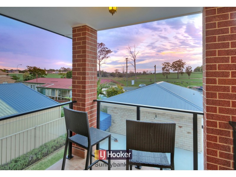 98 Warrigal Road, Runcorn QLD 4113