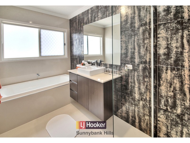 13 Soar Street, Rochedale QLD 4123