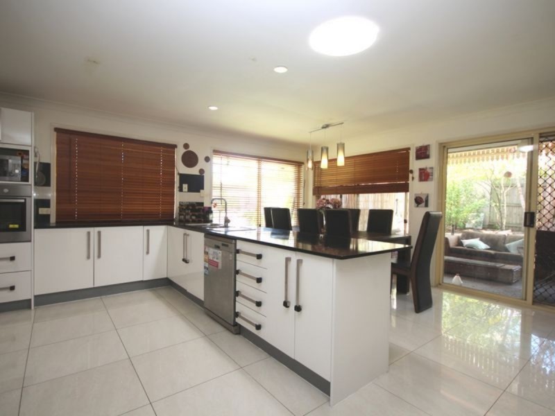 9 Spring Close, Calamvale QLD 4116