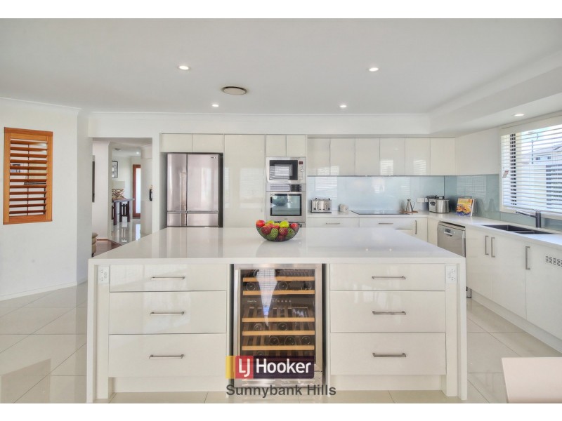 22 Lily Circuit, Kuraby QLD 4112