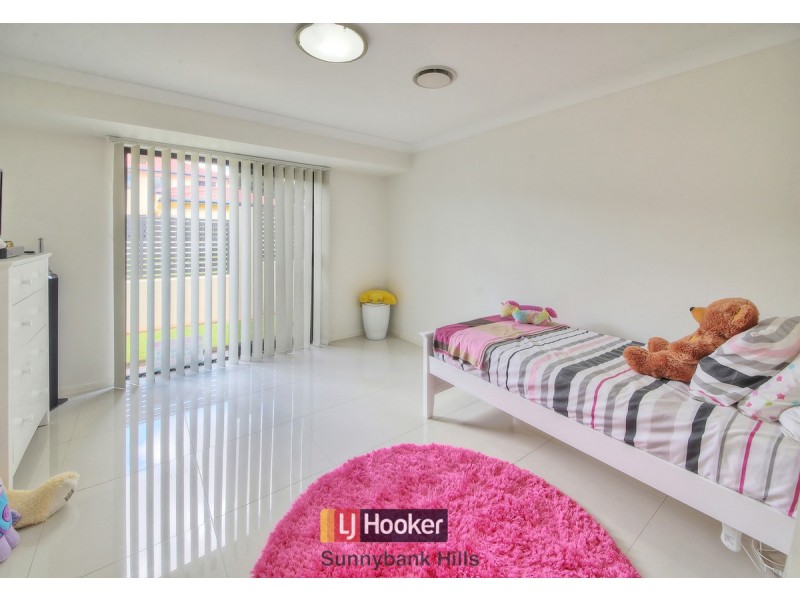 22 Lily Circuit, Kuraby QLD 4112