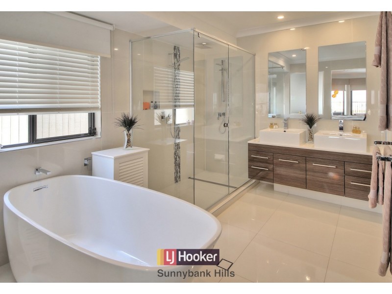 22 Lily Circuit, Kuraby QLD 4112