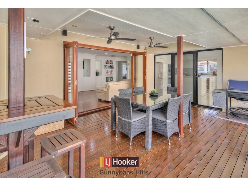 22 Lily Circuit, Kuraby QLD 4112