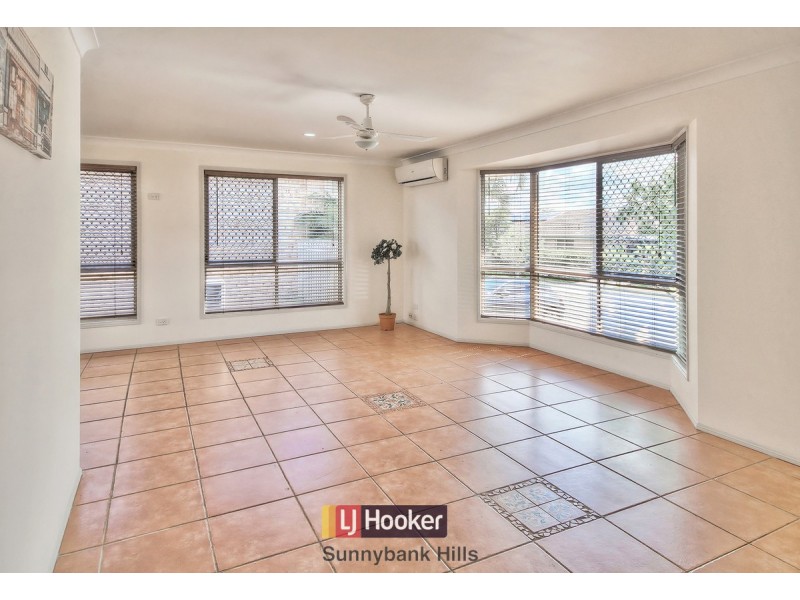 5 Borage Place, Calamvale QLD 4116