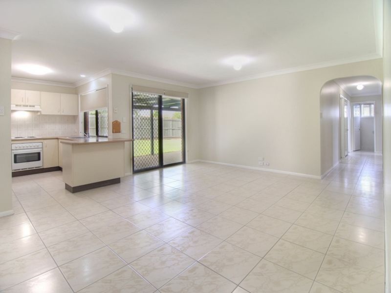 29 Grevillea Crescent, Calamvale QLD 4116