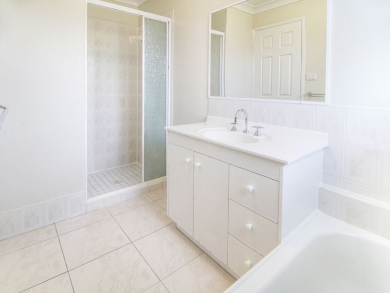 29 Grevillea Crescent, Calamvale QLD 4116