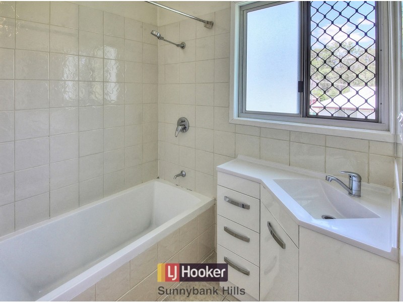 26 Mactay Street, Woodridge QLD 4114