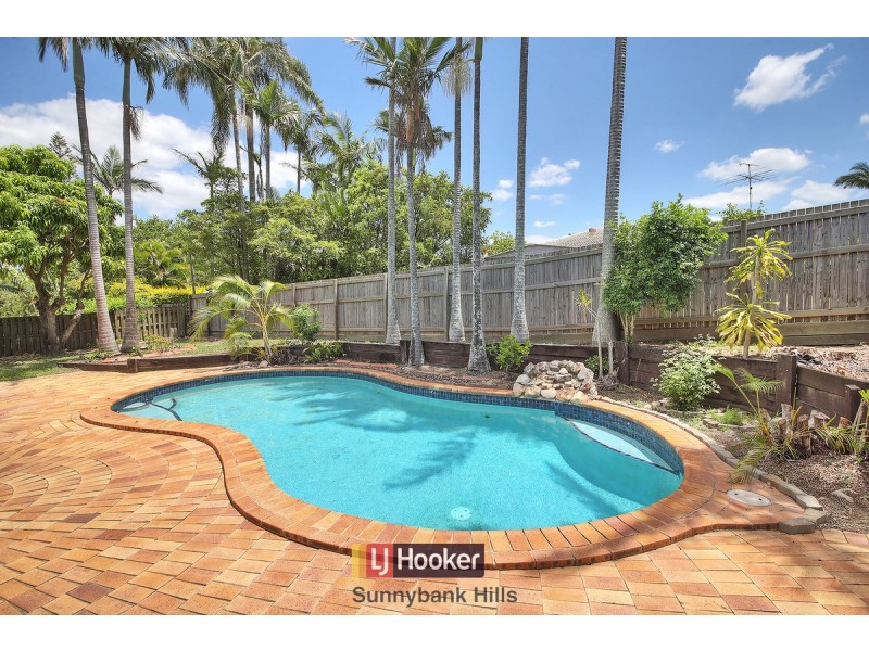 9 Cummin Street, Wishart QLD 4122