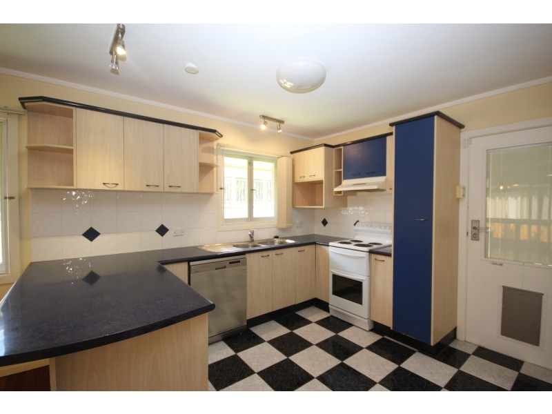 11 Trudgian Street, Sunnybank QLD 4109