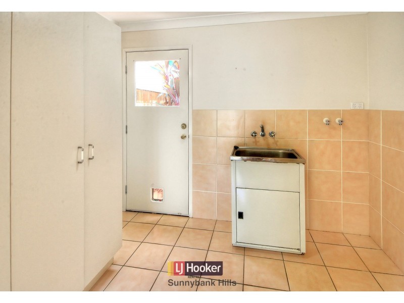 4 Eastcourt Lane, Sunnybank Hills QLD 4109