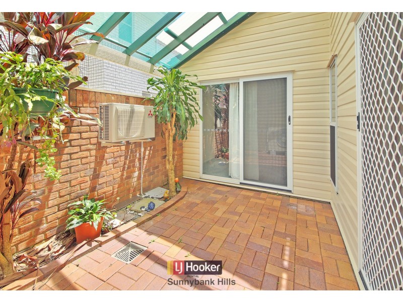 4 Eastcourt Lane, Sunnybank Hills QLD 4109