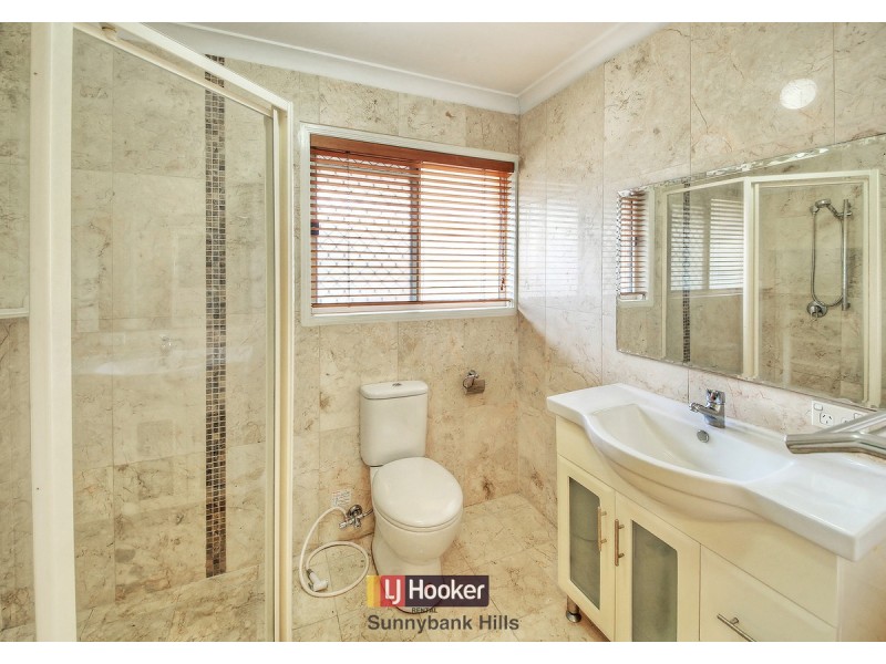 2 Spring Close, Calamvale QLD 4116