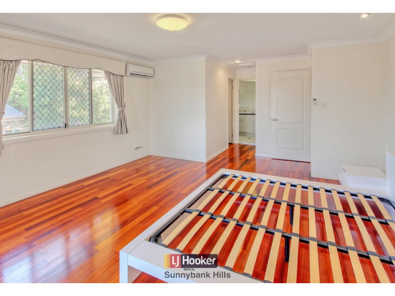 11 Silverbirch Close, Eight Mile Plains QLD 4113