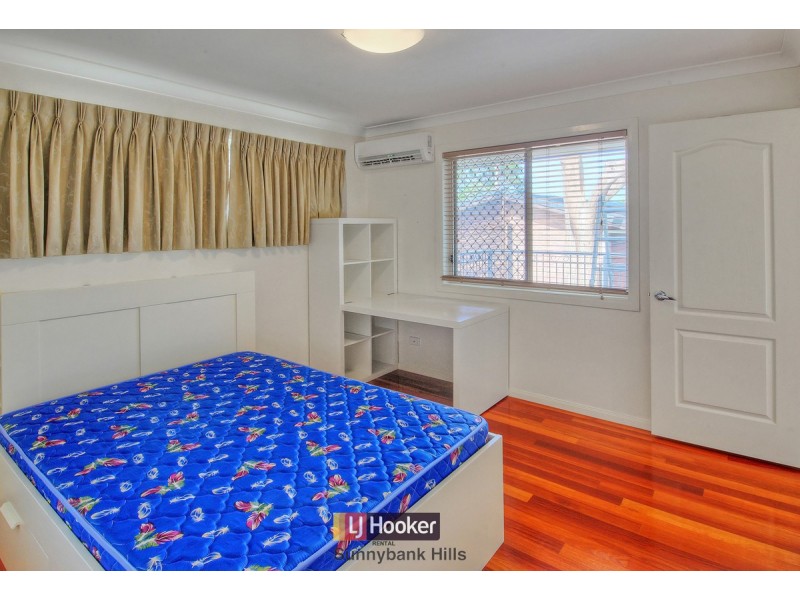 11 Silverbirch Close, Eight Mile Plains QLD 4113