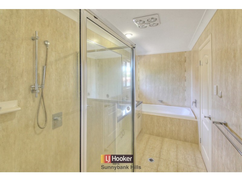 11 Silverbirch Close, Eight Mile Plains QLD 4113