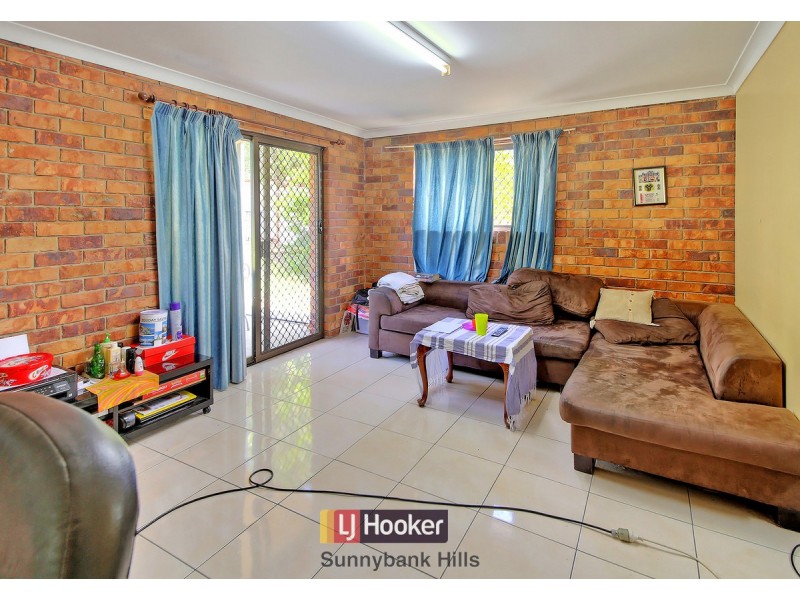 14 Estoril Street, Robertson QLD 4109