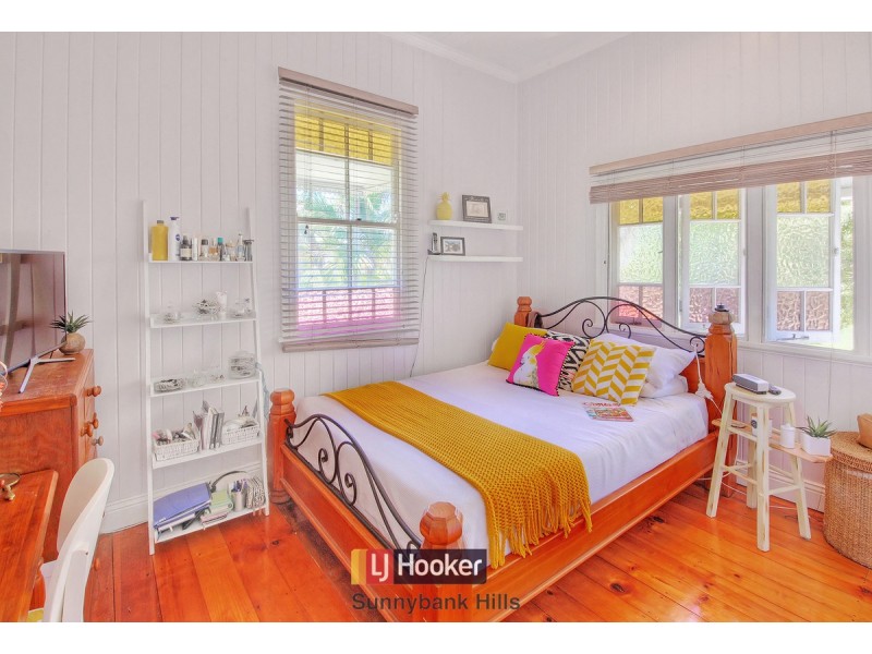 19 Evenwood Street, Coopers Plains QLD 4108