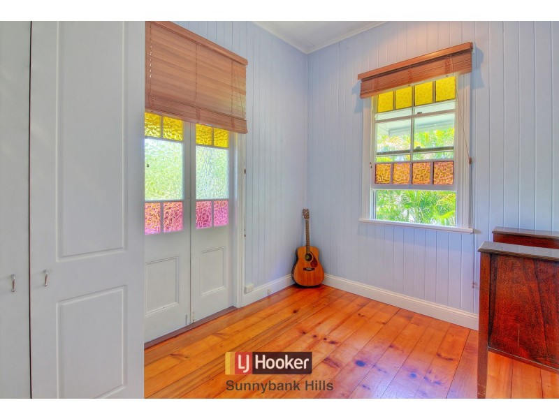 19 Evenwood Street, Coopers Plains QLD 4108