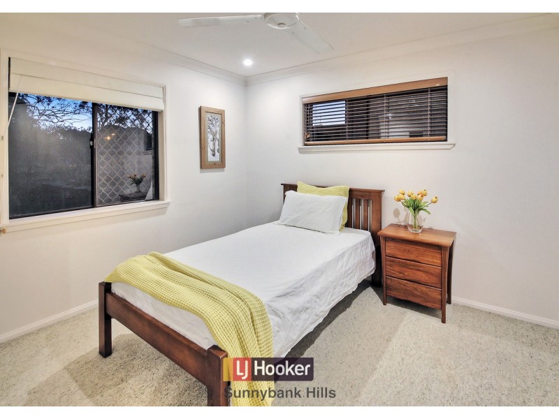 52 Dunstable Street, Macgregor QLD 4109