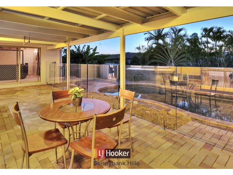 111 Penson Street, Stretton QLD 4116