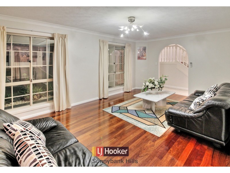 111 Penson Street, Stretton QLD 4116