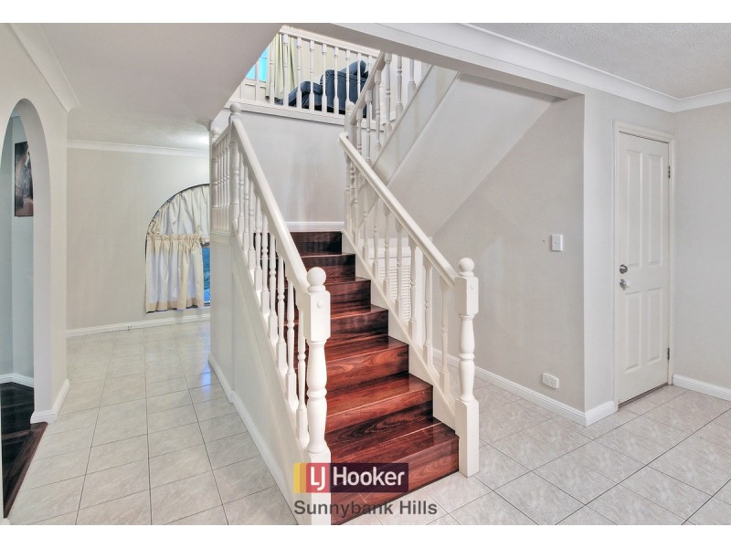 111 Penson Street, Stretton QLD 4116