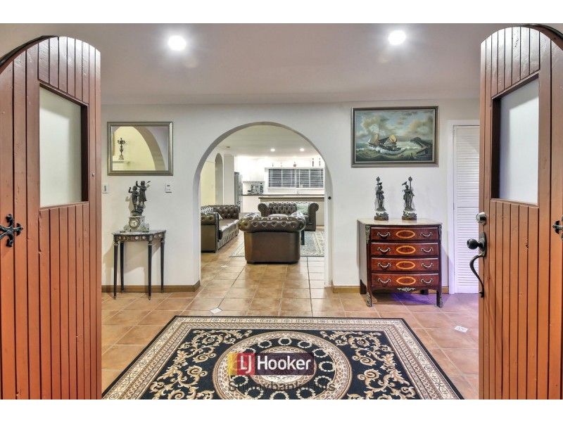 38 Arkose Street, Eight Mile Plains QLD 4113