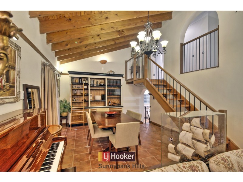 38 Arkose Street, Eight Mile Plains QLD 4113