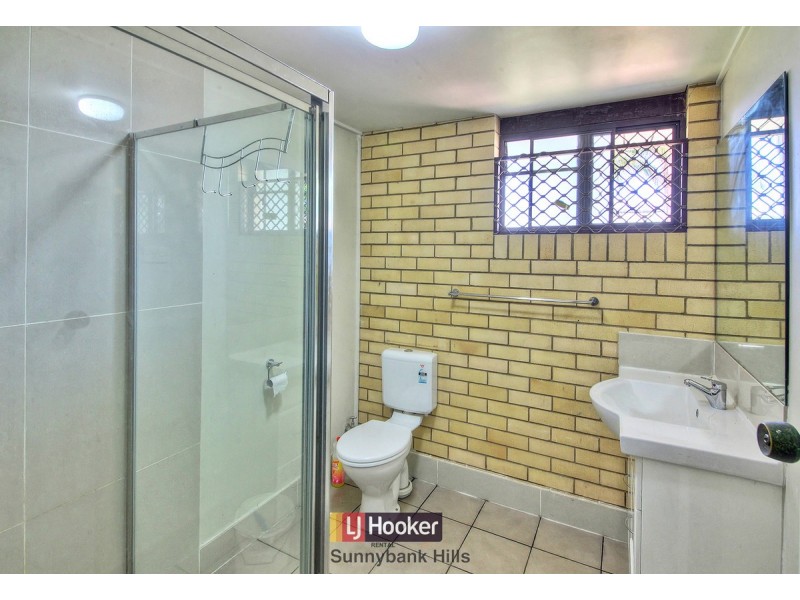 138 Chester Road, Eight Mile Plains QLD 4113