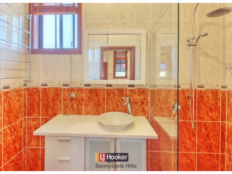 9 Maidenhair Place, Calamvale QLD 4116