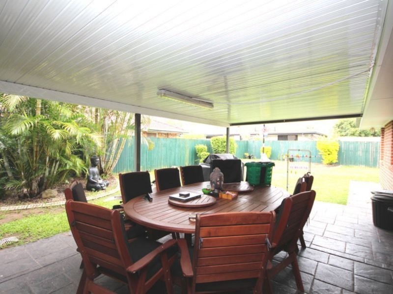 28 Orangetip Crescent, Calamvale QLD 4116