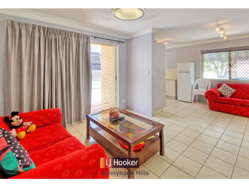 1/37 Vera Street, Greenslopes QLD 4120